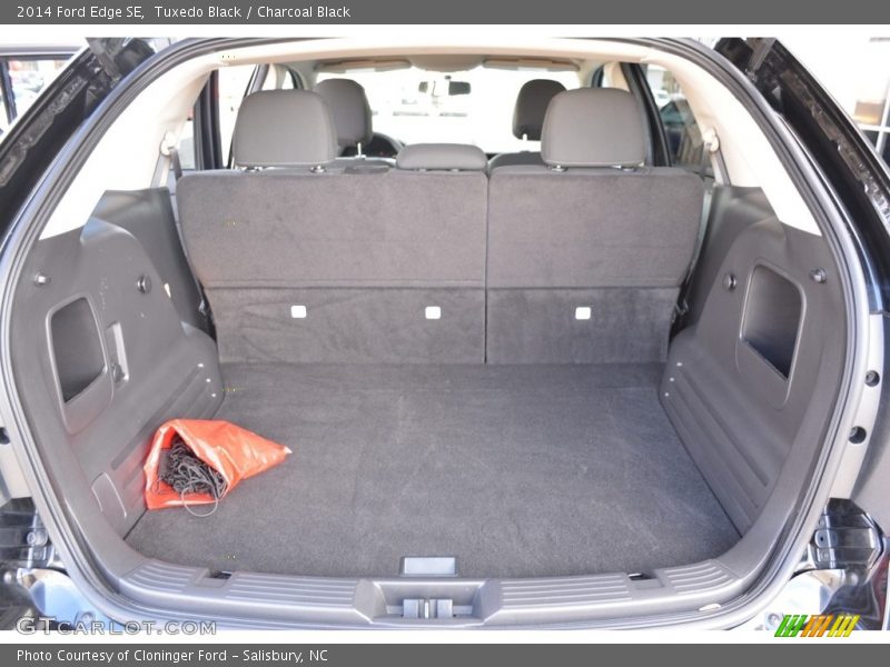 Tuxedo Black / Charcoal Black 2014 Ford Edge SE