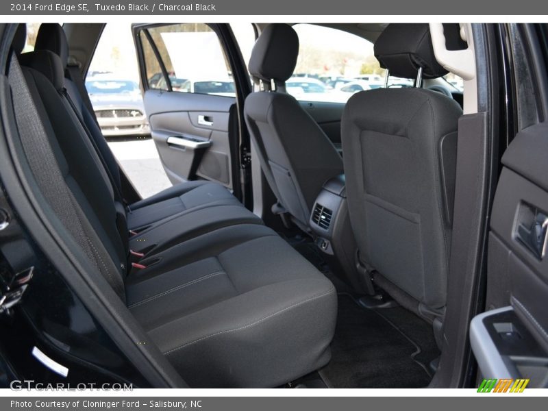 Tuxedo Black / Charcoal Black 2014 Ford Edge SE
