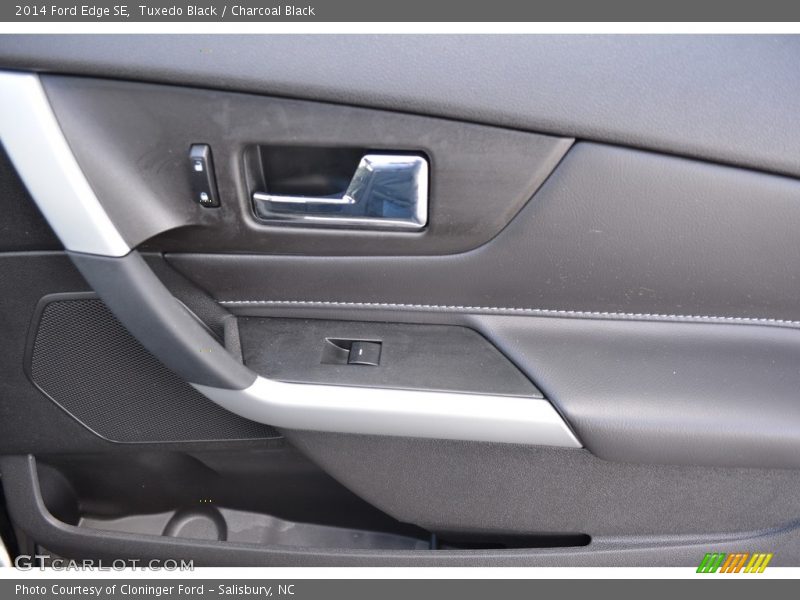 Tuxedo Black / Charcoal Black 2014 Ford Edge SE