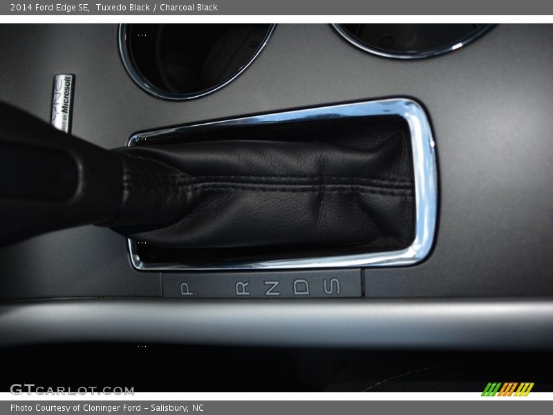 Tuxedo Black / Charcoal Black 2014 Ford Edge SE