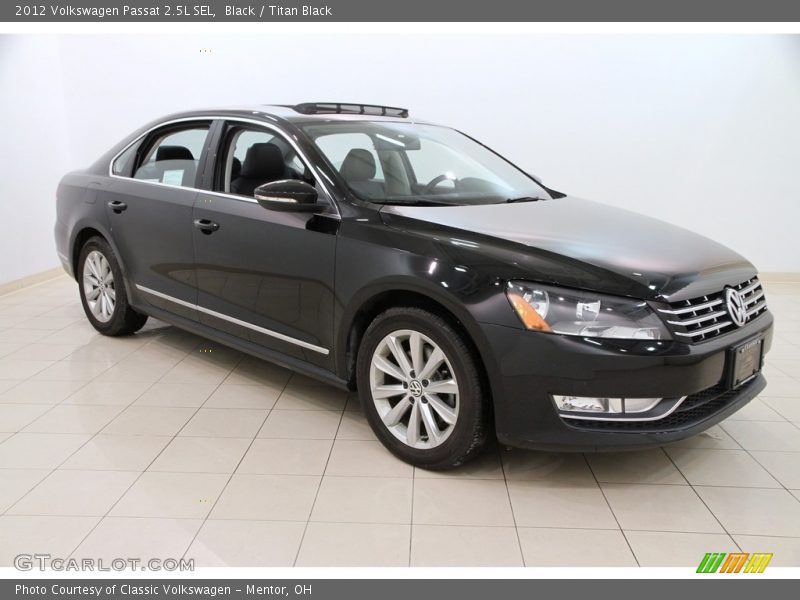 Black / Titan Black 2012 Volkswagen Passat 2.5L SEL