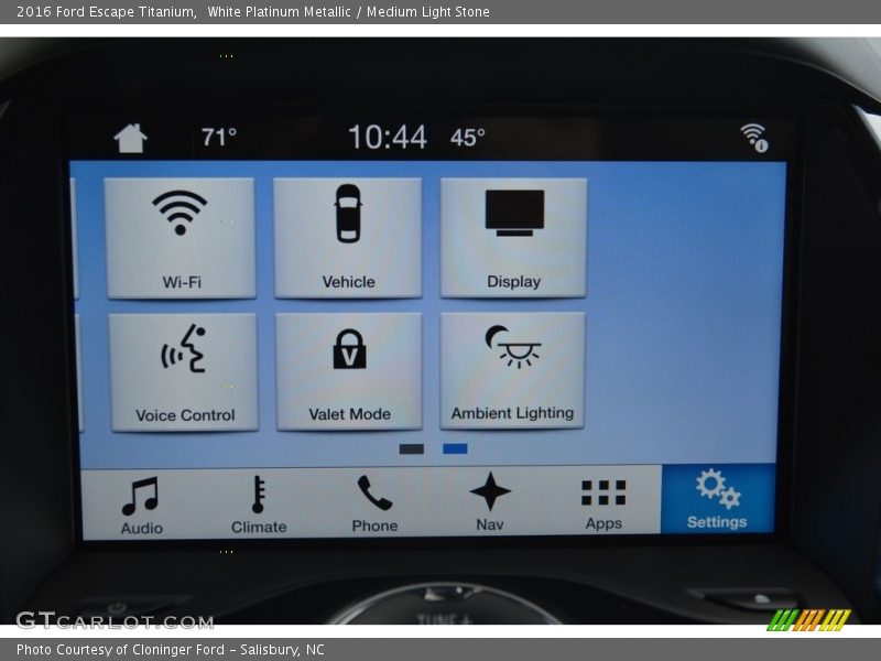 White Platinum Metallic / Medium Light Stone 2016 Ford Escape Titanium