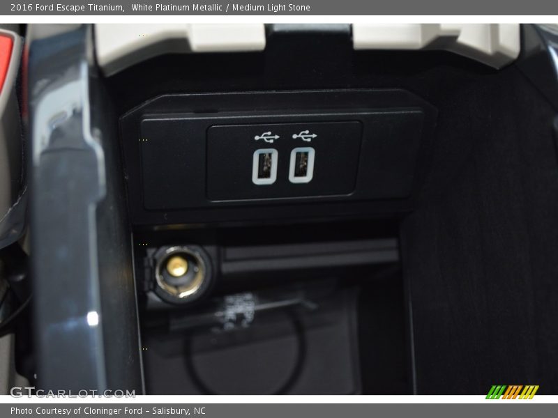 White Platinum Metallic / Medium Light Stone 2016 Ford Escape Titanium