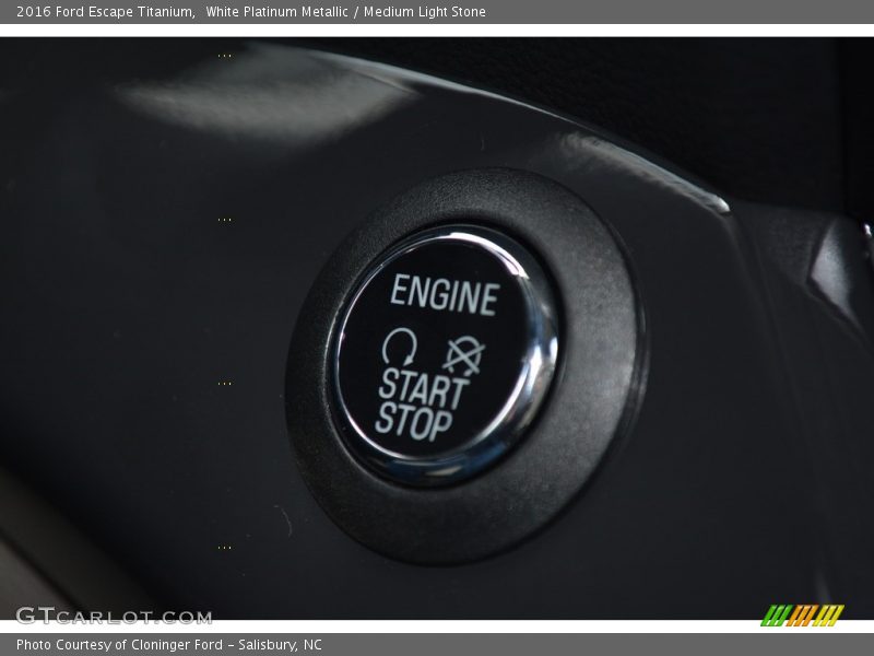 White Platinum Metallic / Medium Light Stone 2016 Ford Escape Titanium