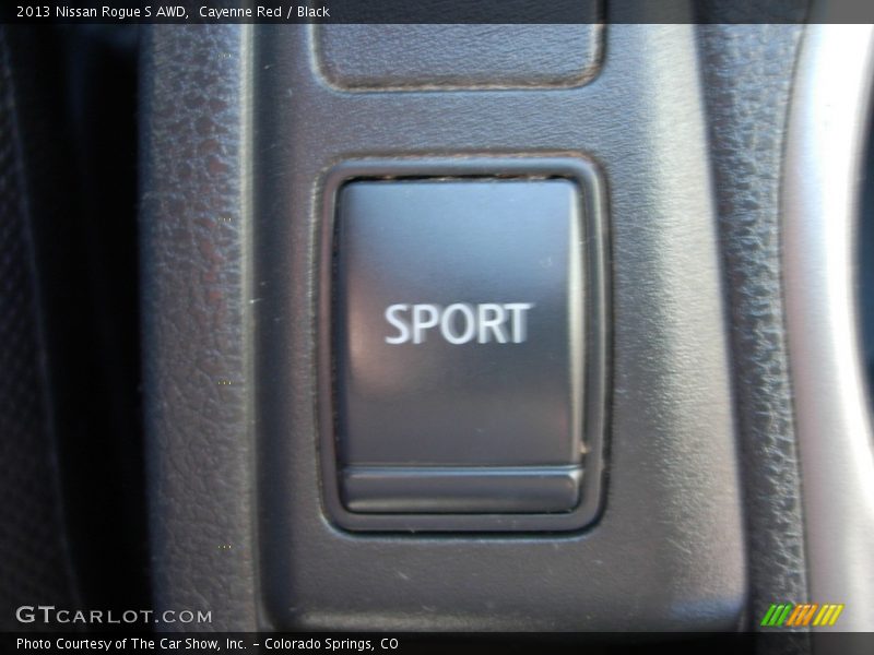 Cayenne Red / Black 2013 Nissan Rogue S AWD
