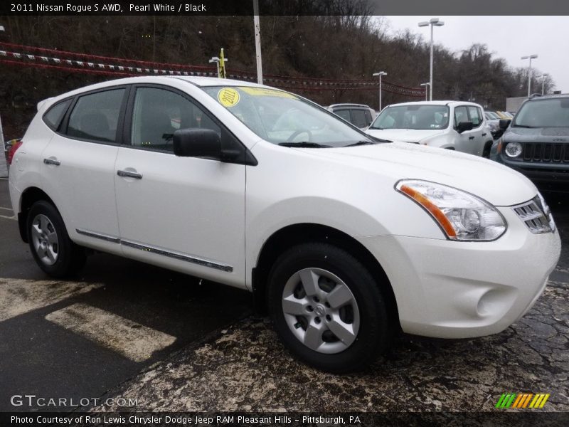 Pearl White / Black 2011 Nissan Rogue S AWD