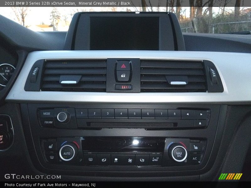 Mineral Grey Metallic / Black 2013 BMW 3 Series 328i xDrive Sedan