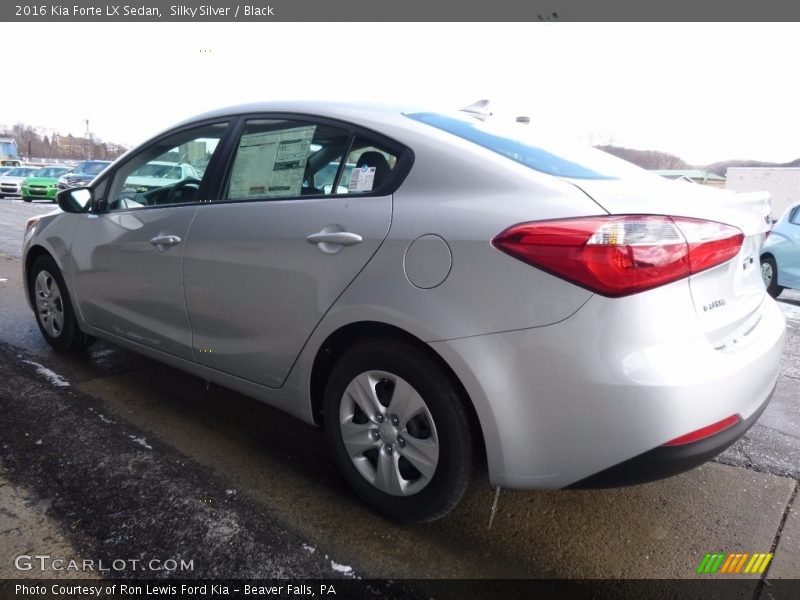 Silky Silver / Black 2016 Kia Forte LX Sedan