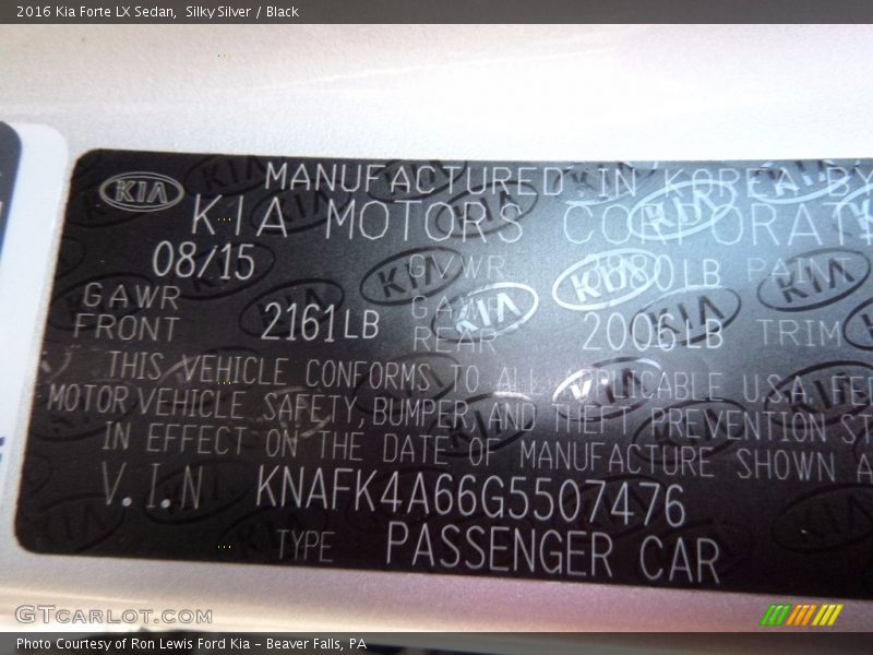 Silky Silver / Black 2016 Kia Forte LX Sedan