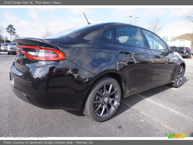 Pitch Black / Black 2016 Dodge Dart SE