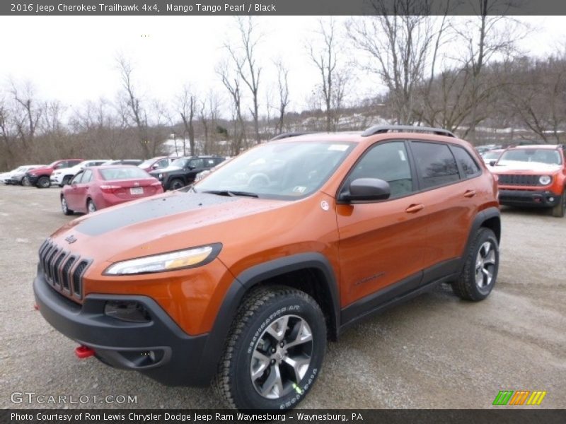 Mango Tango Pearl / Black 2016 Jeep Cherokee Trailhawk 4x4