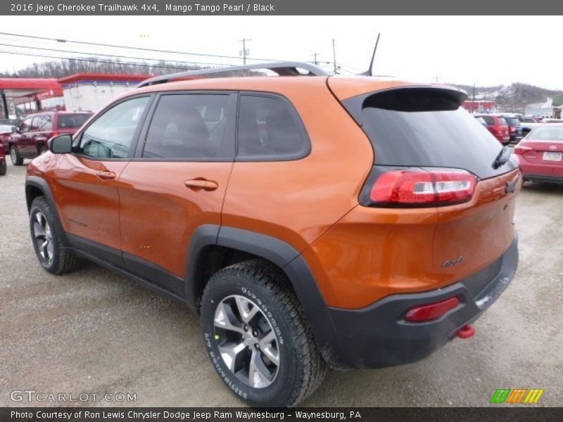 Mango Tango Pearl / Black 2016 Jeep Cherokee Trailhawk 4x4