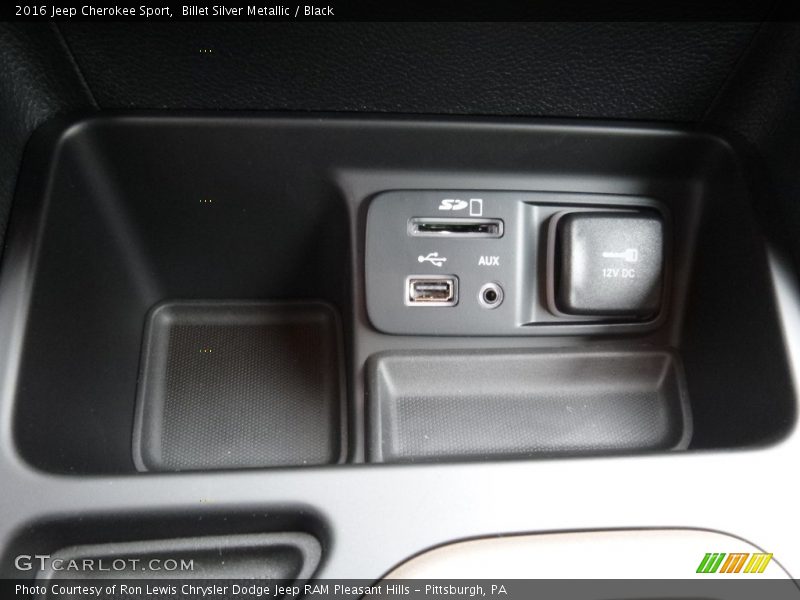 Billet Silver Metallic / Black 2016 Jeep Cherokee Sport