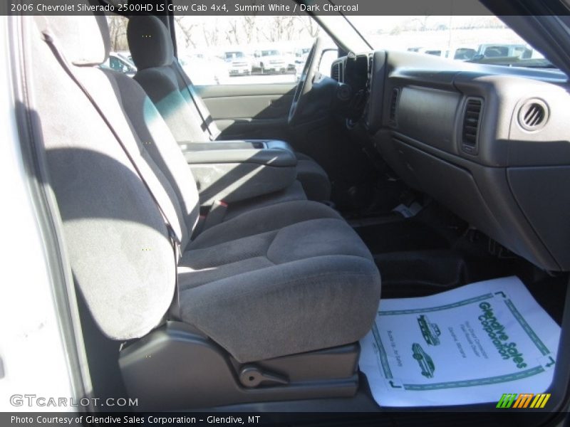 Summit White / Dark Charcoal 2006 Chevrolet Silverado 2500HD LS Crew Cab 4x4