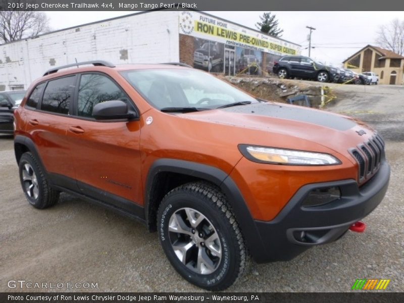 Mango Tango Pearl / Black 2016 Jeep Cherokee Trailhawk 4x4