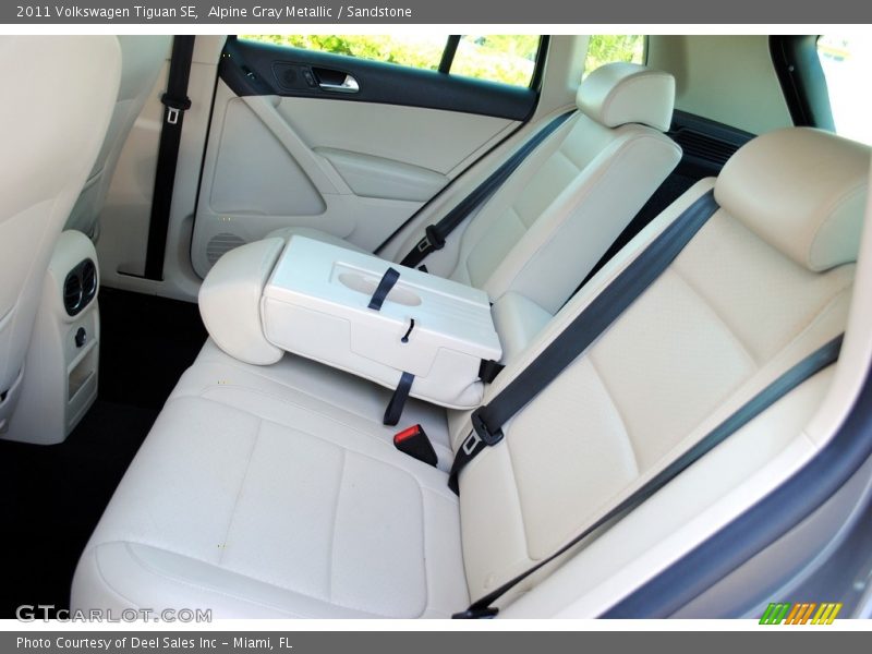 Alpine Gray Metallic / Sandstone 2011 Volkswagen Tiguan SE