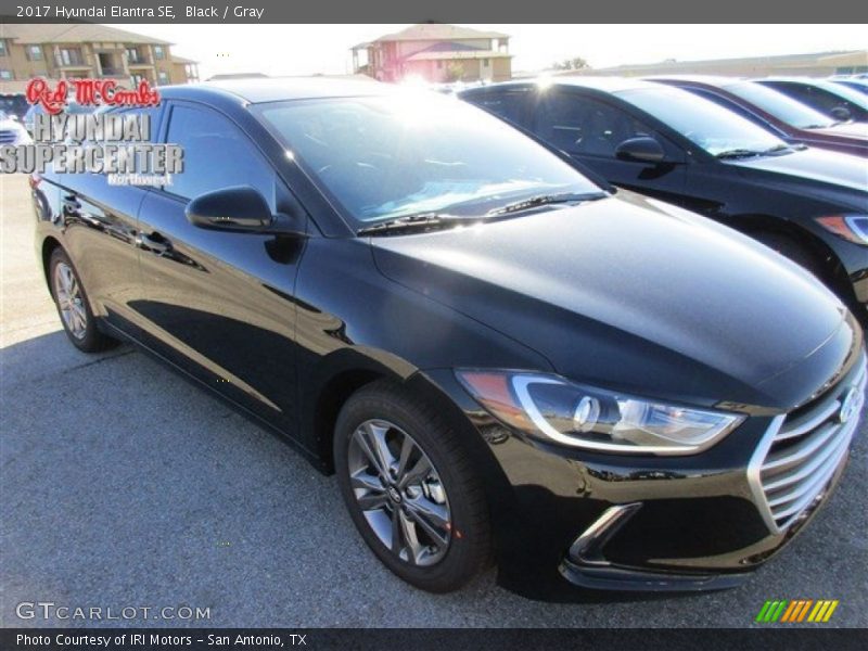 Black / Gray 2017 Hyundai Elantra SE