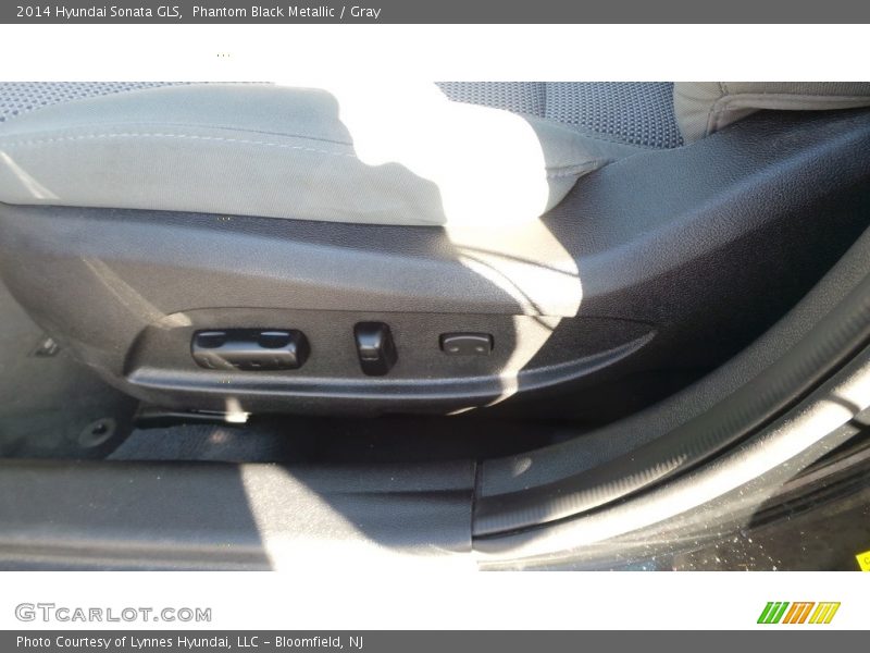 Phantom Black Metallic / Gray 2014 Hyundai Sonata GLS