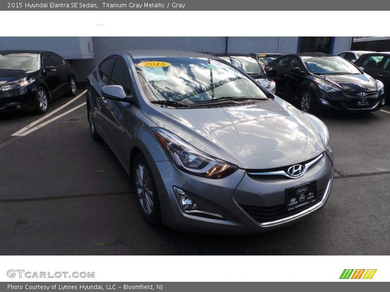 Titanium Gray Metallic / Gray 2015 Hyundai Elantra SE Sedan