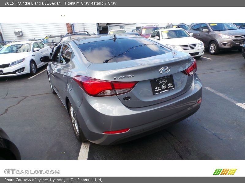 Titanium Gray Metallic / Gray 2015 Hyundai Elantra SE Sedan