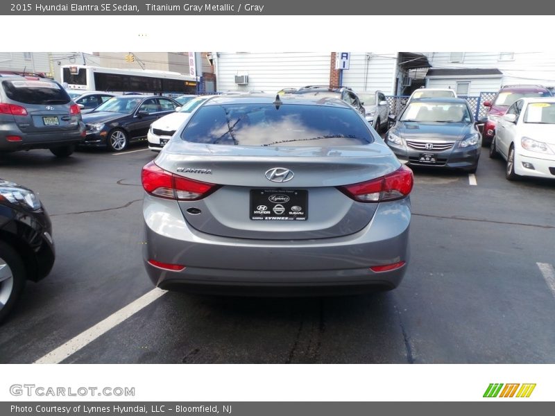 Titanium Gray Metallic / Gray 2015 Hyundai Elantra SE Sedan