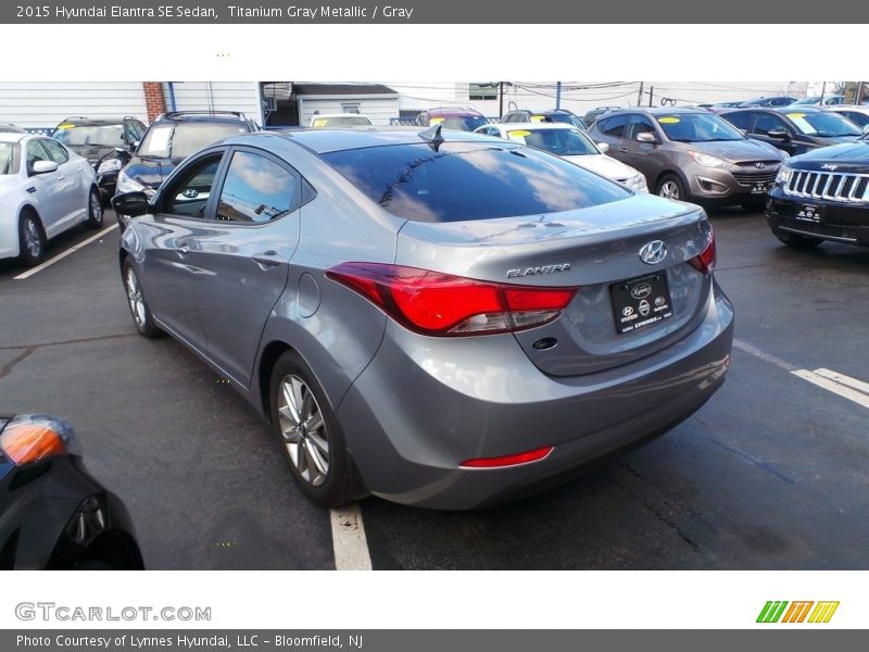 Titanium Gray Metallic / Gray 2015 Hyundai Elantra SE Sedan