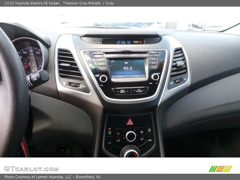 Titanium Gray Metallic / Gray 2015 Hyundai Elantra SE Sedan
