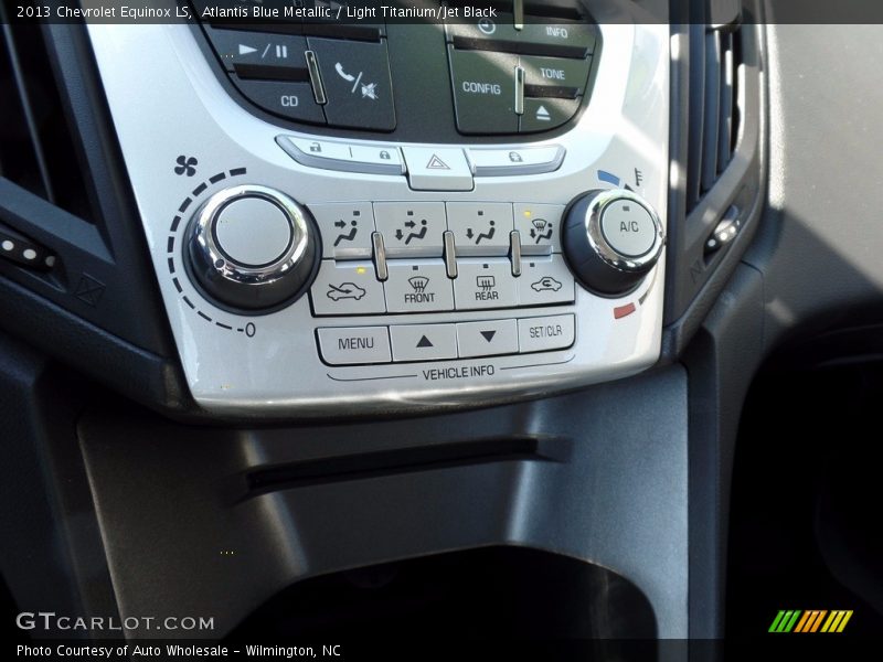 Atlantis Blue Metallic / Light Titanium/Jet Black 2013 Chevrolet Equinox LS