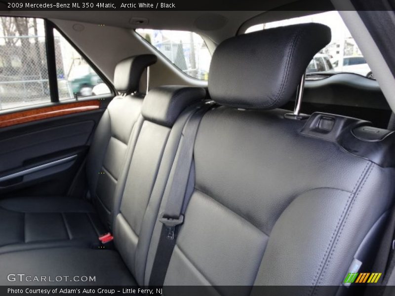 Arctic White / Black 2009 Mercedes-Benz ML 350 4Matic