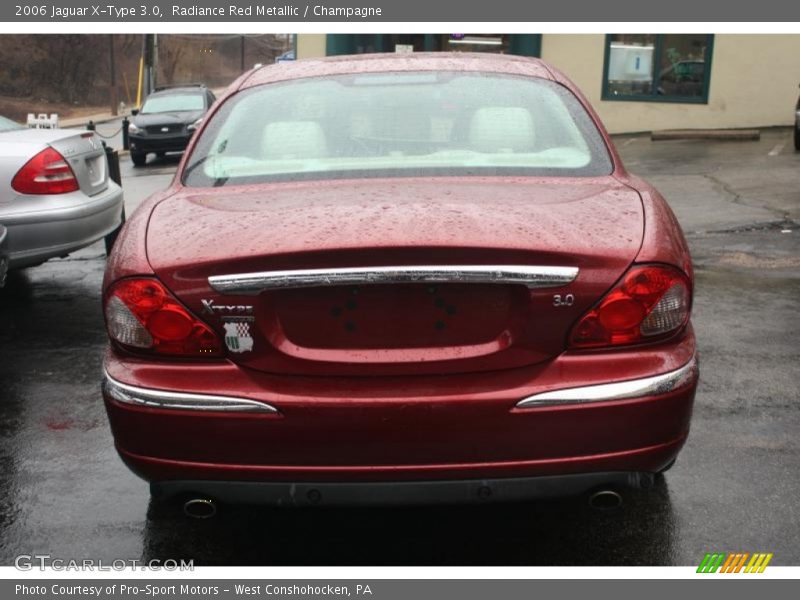 Radiance Red Metallic / Champagne 2006 Jaguar X-Type 3.0