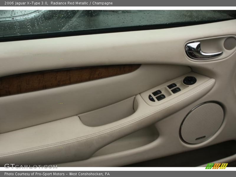 Radiance Red Metallic / Champagne 2006 Jaguar X-Type 3.0