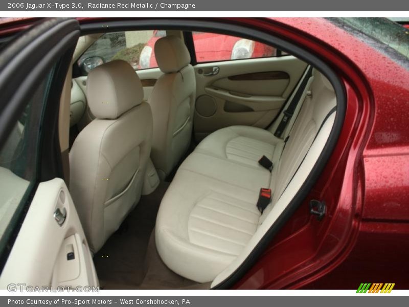 Radiance Red Metallic / Champagne 2006 Jaguar X-Type 3.0