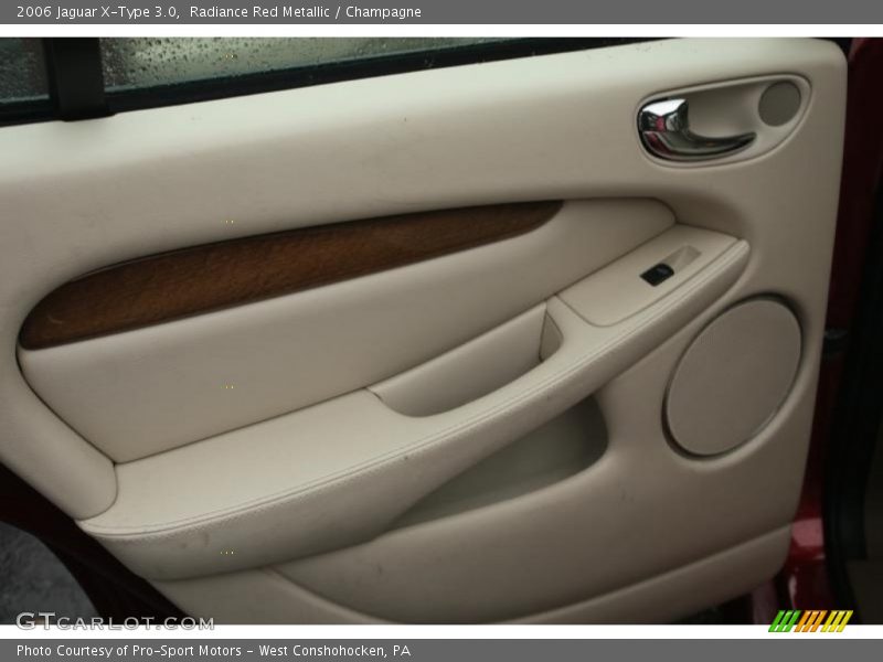 Radiance Red Metallic / Champagne 2006 Jaguar X-Type 3.0