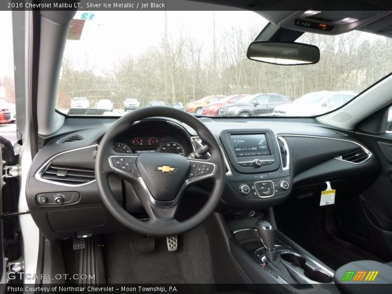 Silver Ice Metallic / Jet Black 2016 Chevrolet Malibu LT