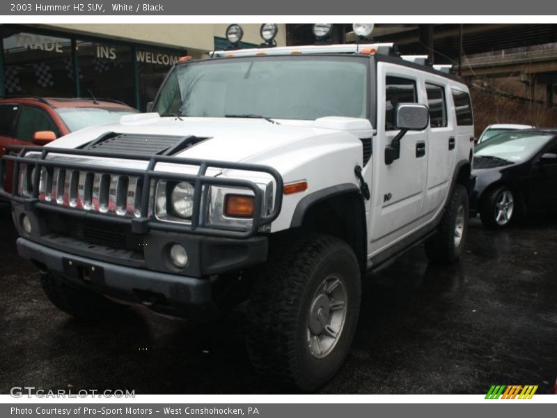 White / Black 2003 Hummer H2 SUV
