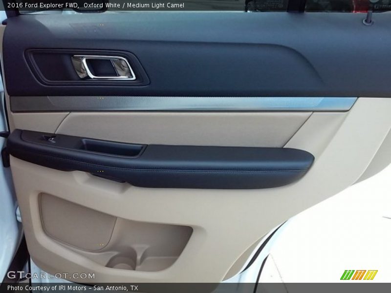 Oxford White / Medium Light Camel 2016 Ford Explorer FWD