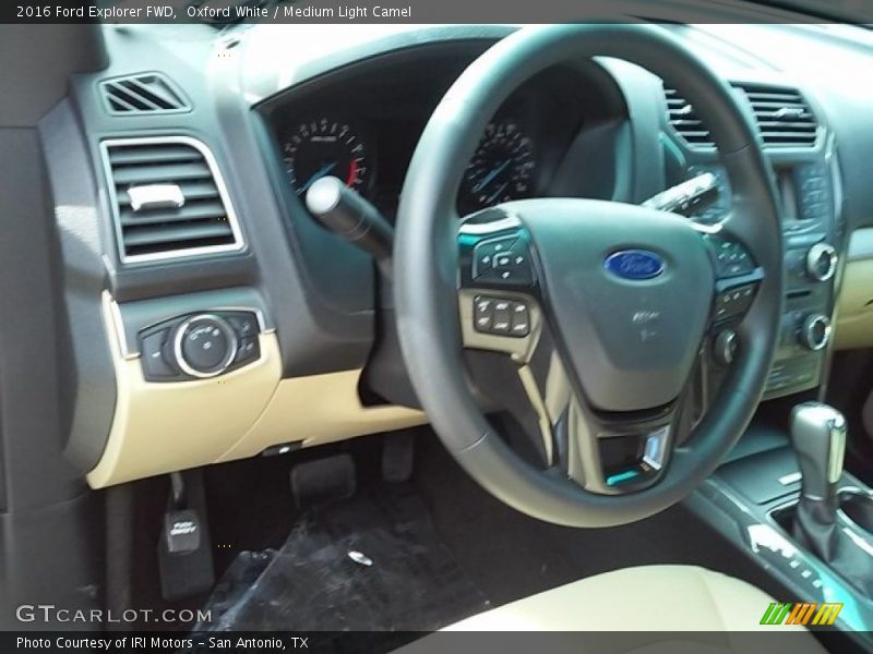 Oxford White / Medium Light Camel 2016 Ford Explorer FWD
