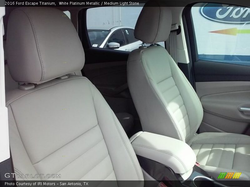 White Platinum Metallic / Medium Light Stone 2016 Ford Escape Titanium