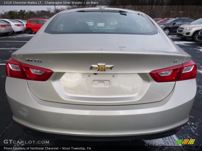 Champagne Silver Metallic / Jet Black 2016 Chevrolet Malibu LT