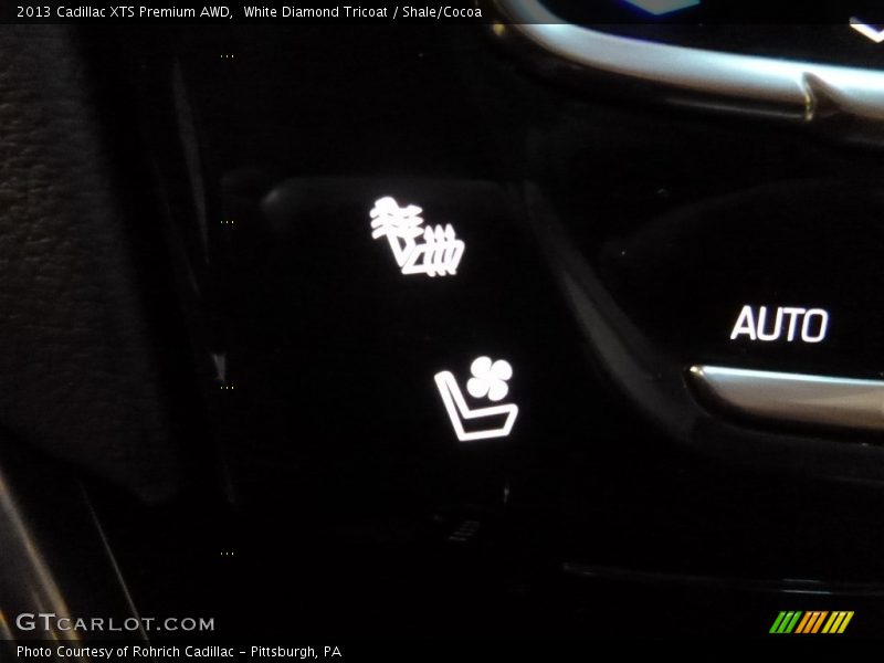 White Diamond Tricoat / Shale/Cocoa 2013 Cadillac XTS Premium AWD