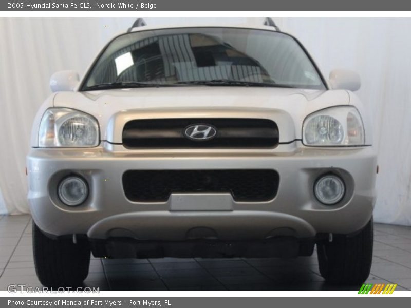 Nordic White / Beige 2005 Hyundai Santa Fe GLS