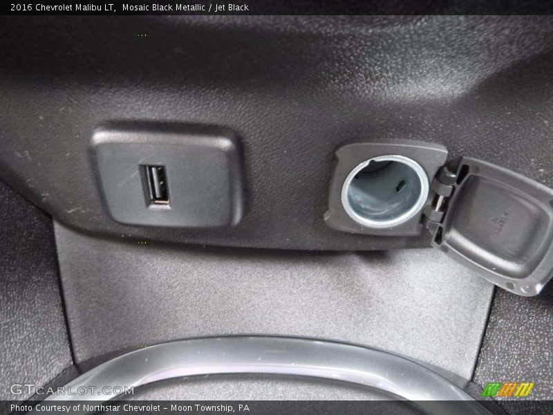 Mosaic Black Metallic / Jet Black 2016 Chevrolet Malibu LT