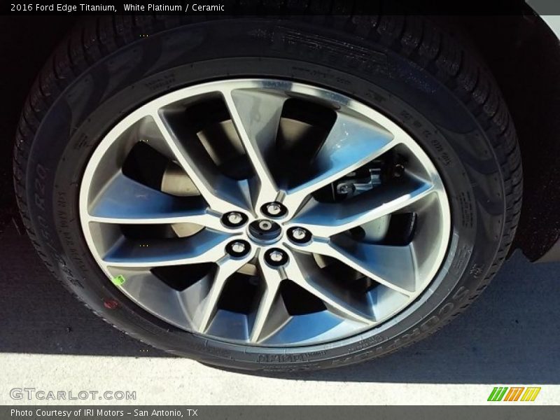 White Platinum / Ceramic 2016 Ford Edge Titanium
