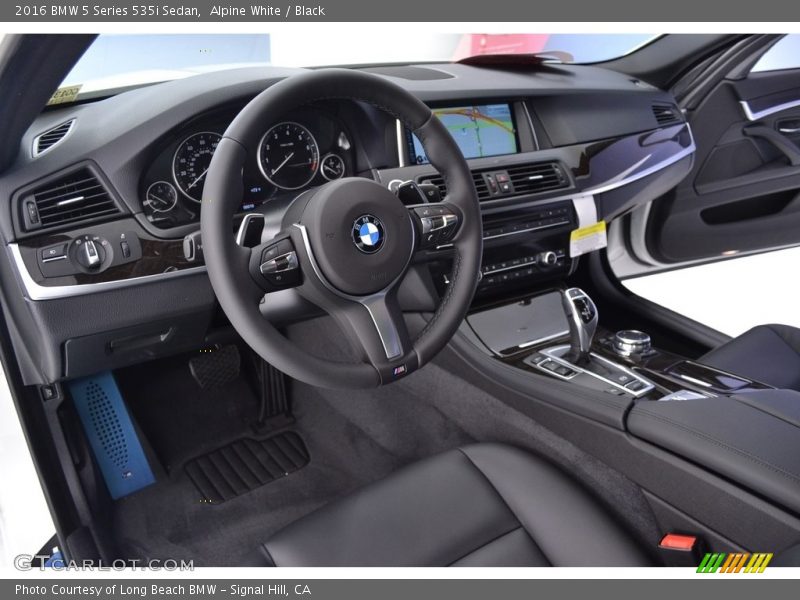 Alpine White / Black 2016 BMW 5 Series 535i Sedan