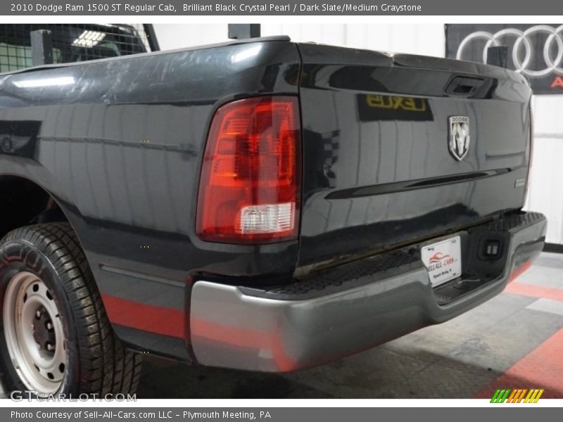 Brilliant Black Crystal Pearl / Dark Slate/Medium Graystone 2010 Dodge Ram 1500 ST Regular Cab