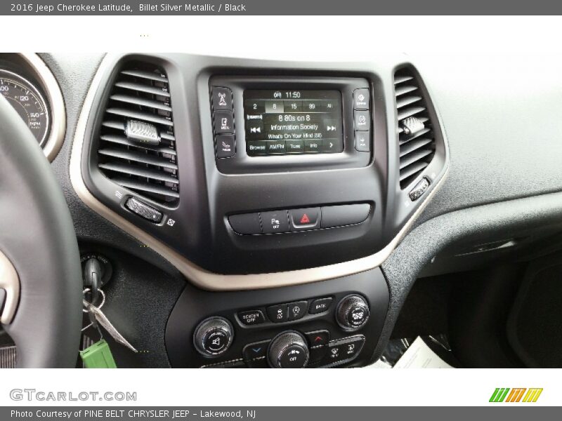Billet Silver Metallic / Black 2016 Jeep Cherokee Latitude
