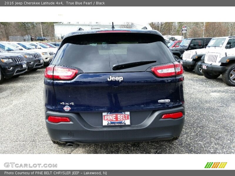 True Blue Pearl / Black 2016 Jeep Cherokee Latitude 4x4