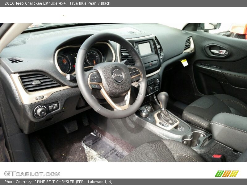 True Blue Pearl / Black 2016 Jeep Cherokee Latitude 4x4