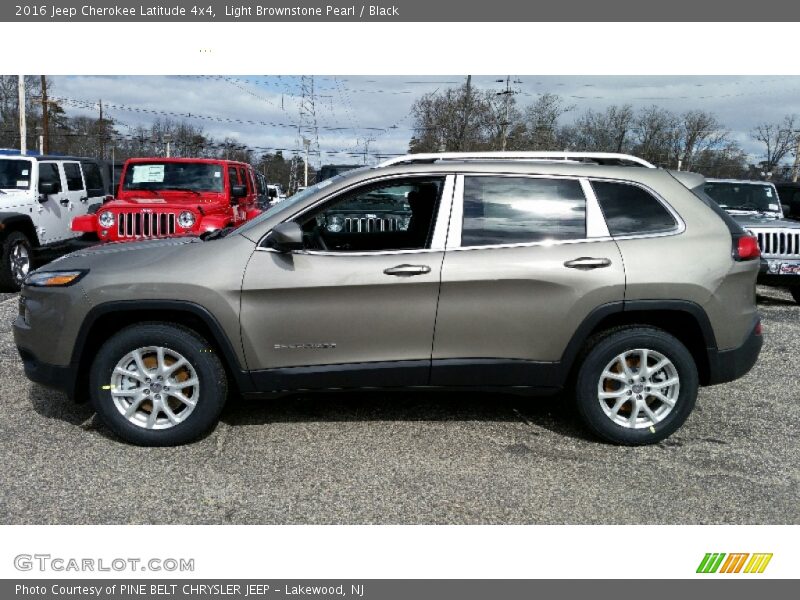 Light Brownstone Pearl / Black 2016 Jeep Cherokee Latitude 4x4