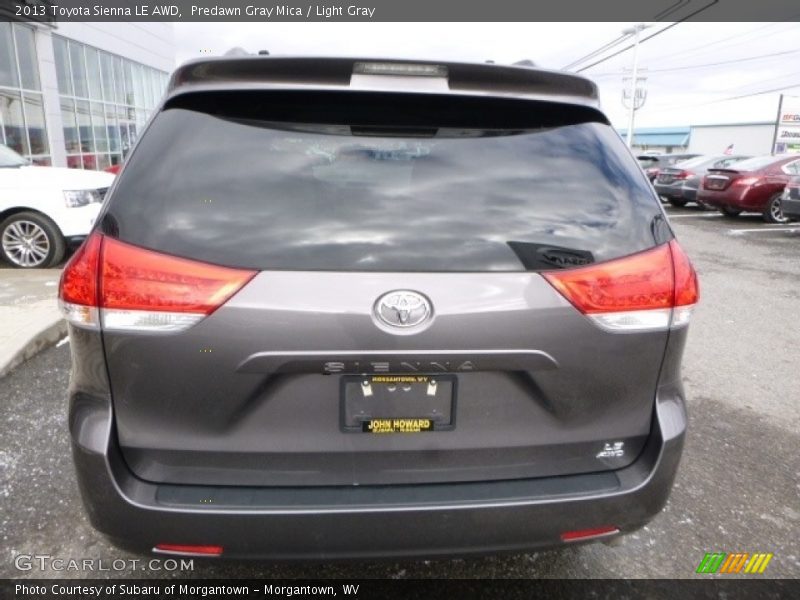 Predawn Gray Mica / Light Gray 2013 Toyota Sienna LE AWD